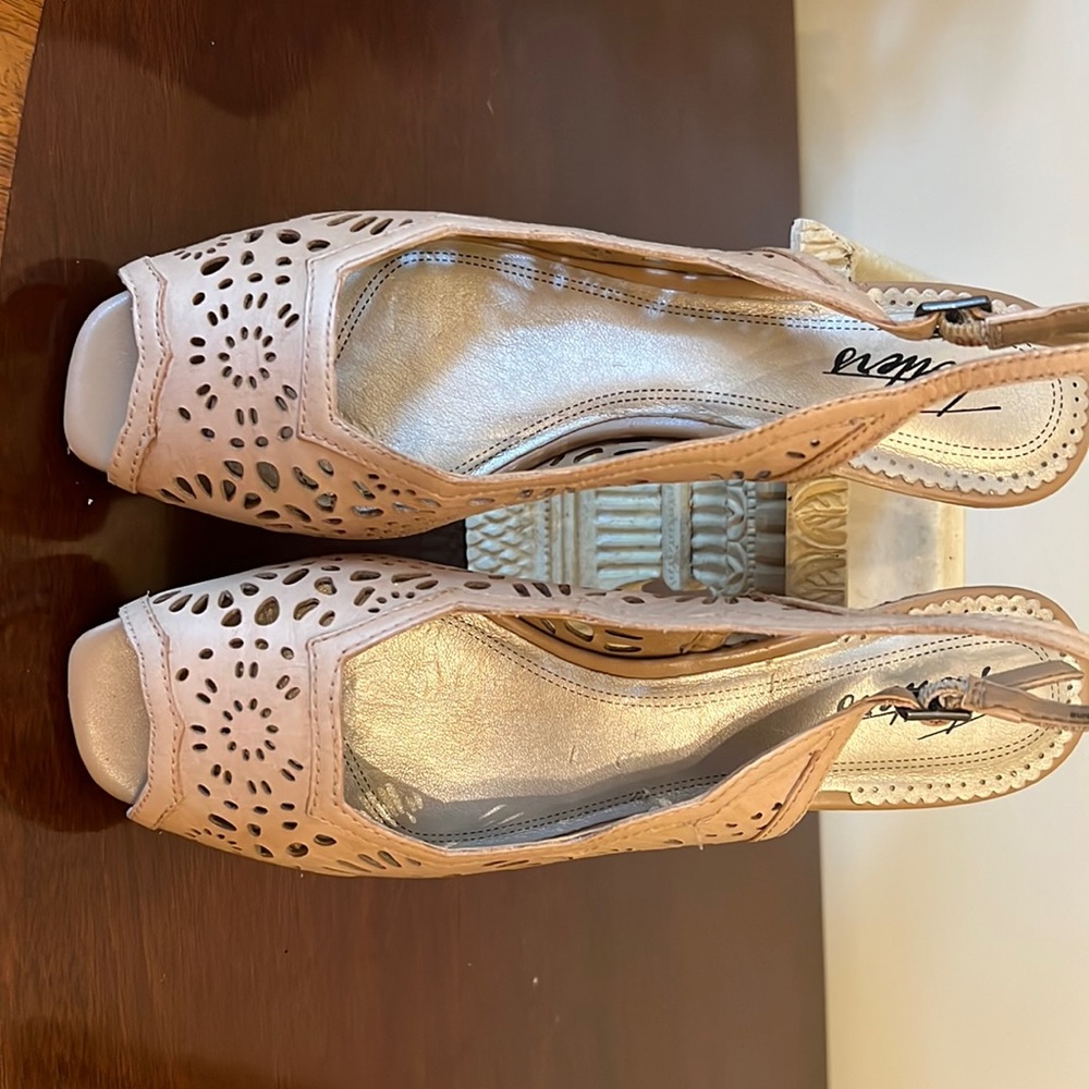 Beautiful trotters sandals Melanie Natural color with straw wedge heel. Size 8 M
